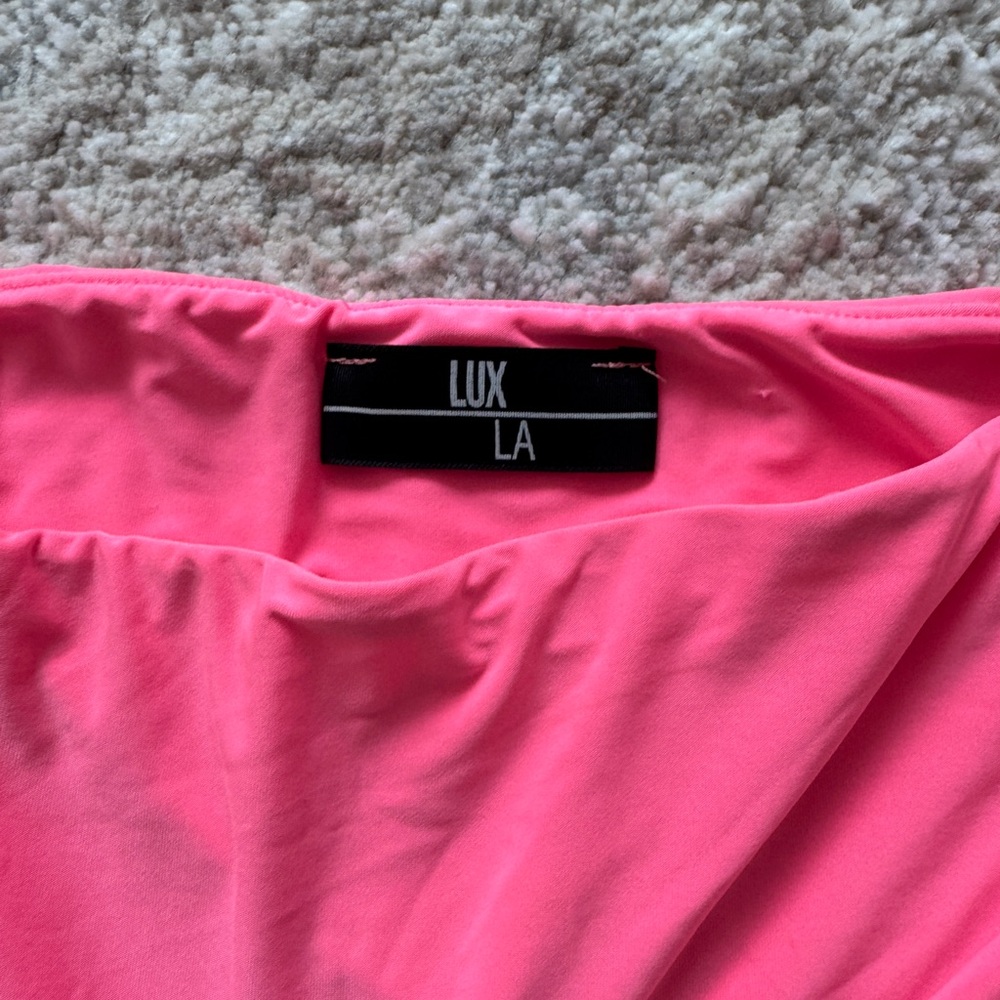 Pink Ruched Two-Piece Crop Top and Mini Skirt Set - Picture 4 of 5